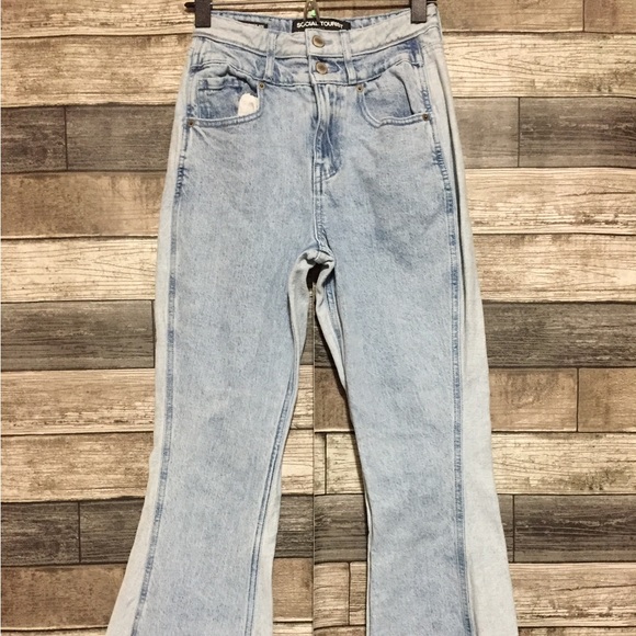 Social Tourist Ultra High Rise Flare Jeans Women’s 25R Blue 2 Tone Split Hem - Picture 5 of 11